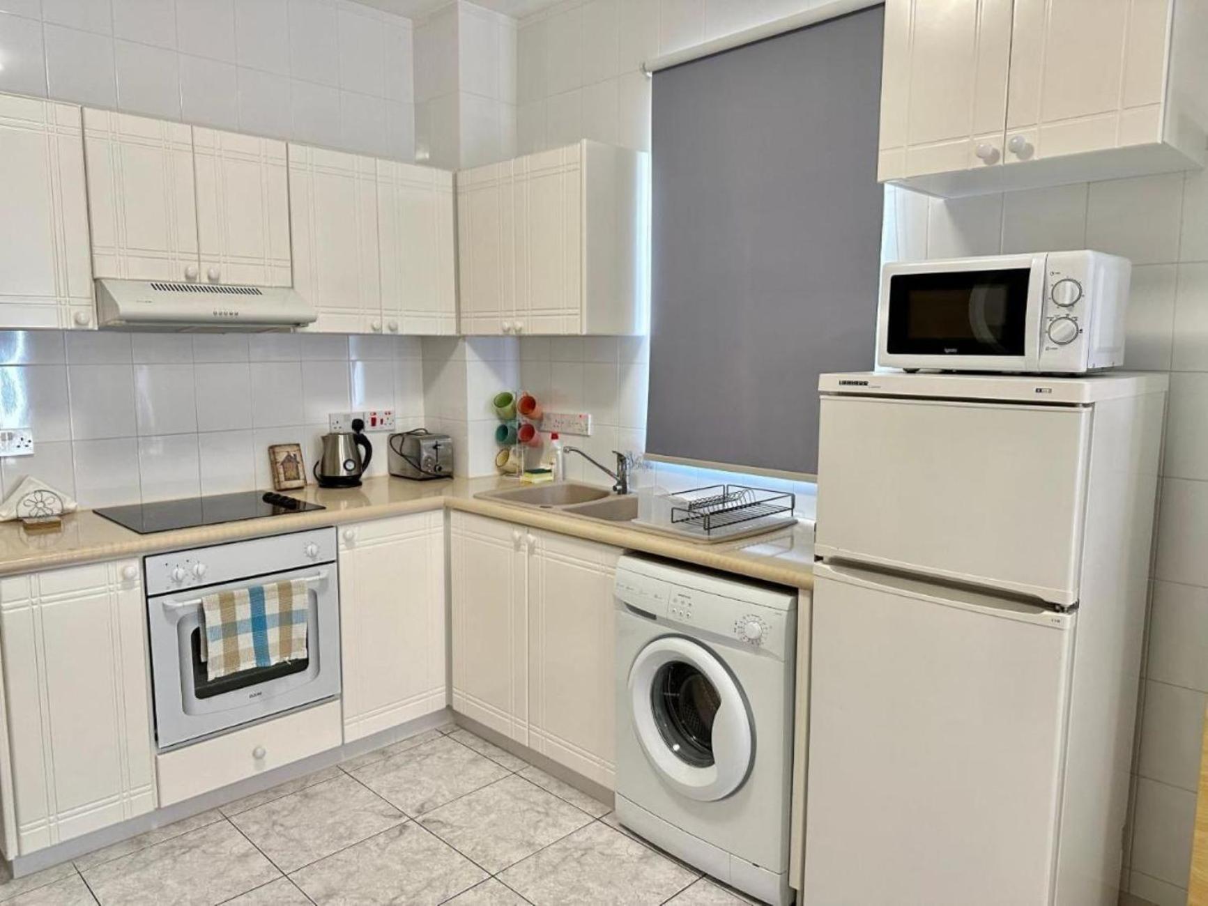 H&O Danaos Sea Breeze Apartment Paphos Exterior photo